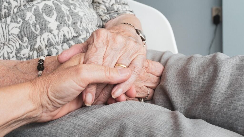 Idée sortie pour seniors – guide gratuit en PDF